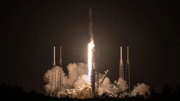 一个月发射10次！SpaceX创下前无古人之记录